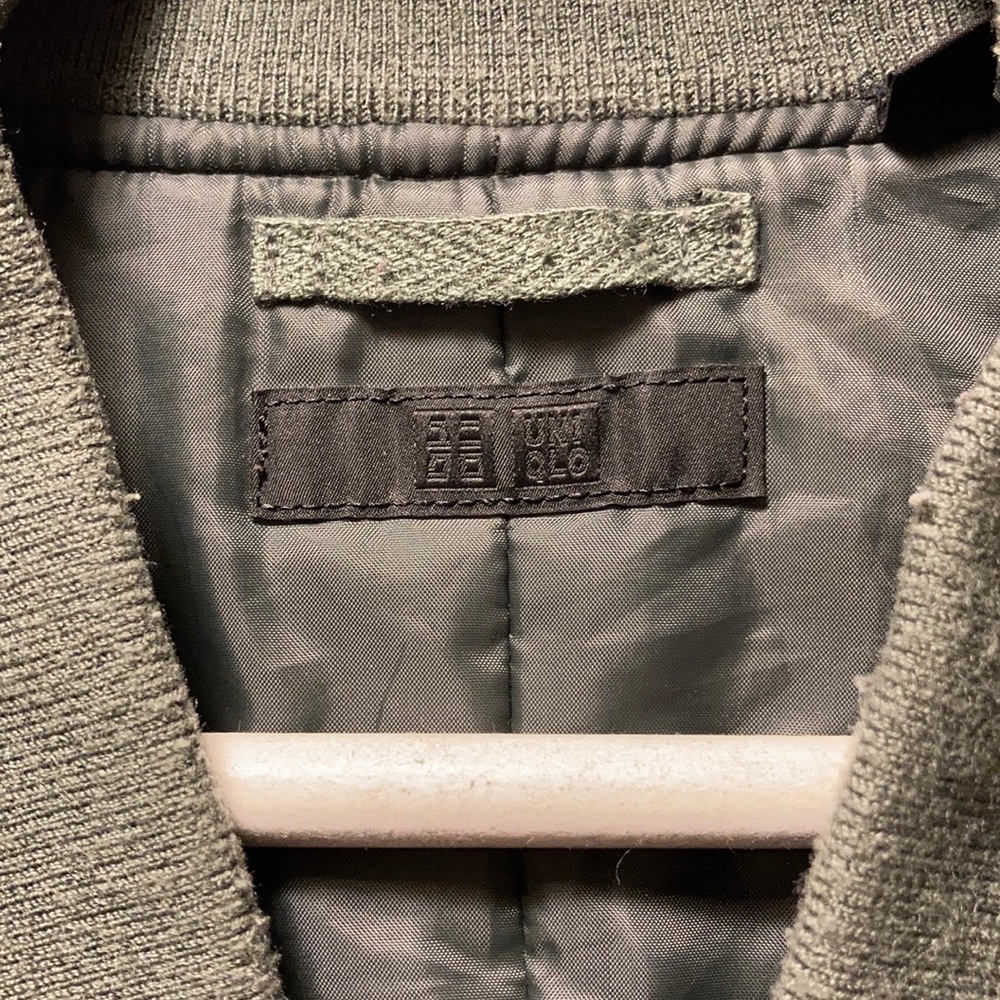 Uniqlo Olive Bomber Jacket View 2